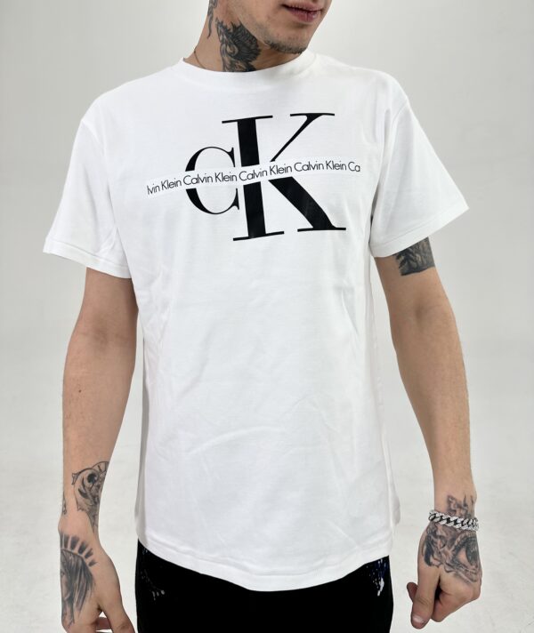 Remera CK