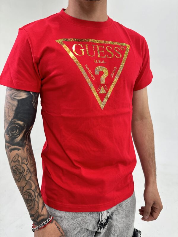 Remera GUESS roja