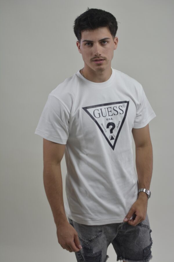 Remera GUESS negra - Imagen 2